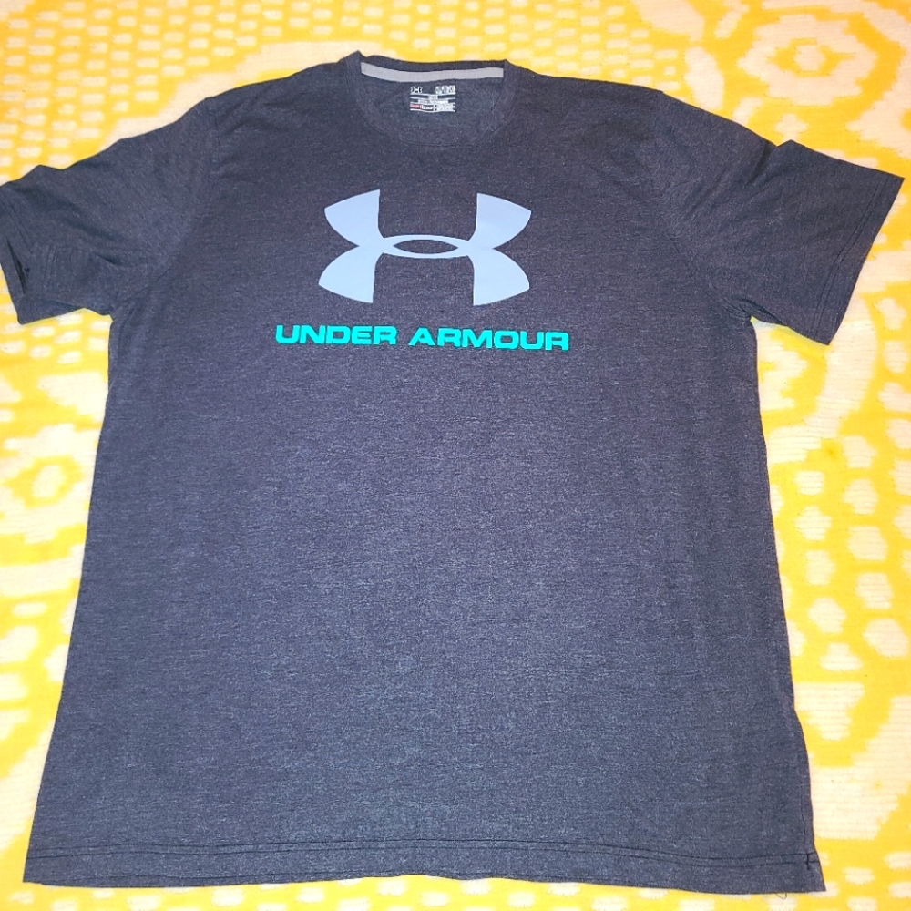 Men's Under armour t-shirt